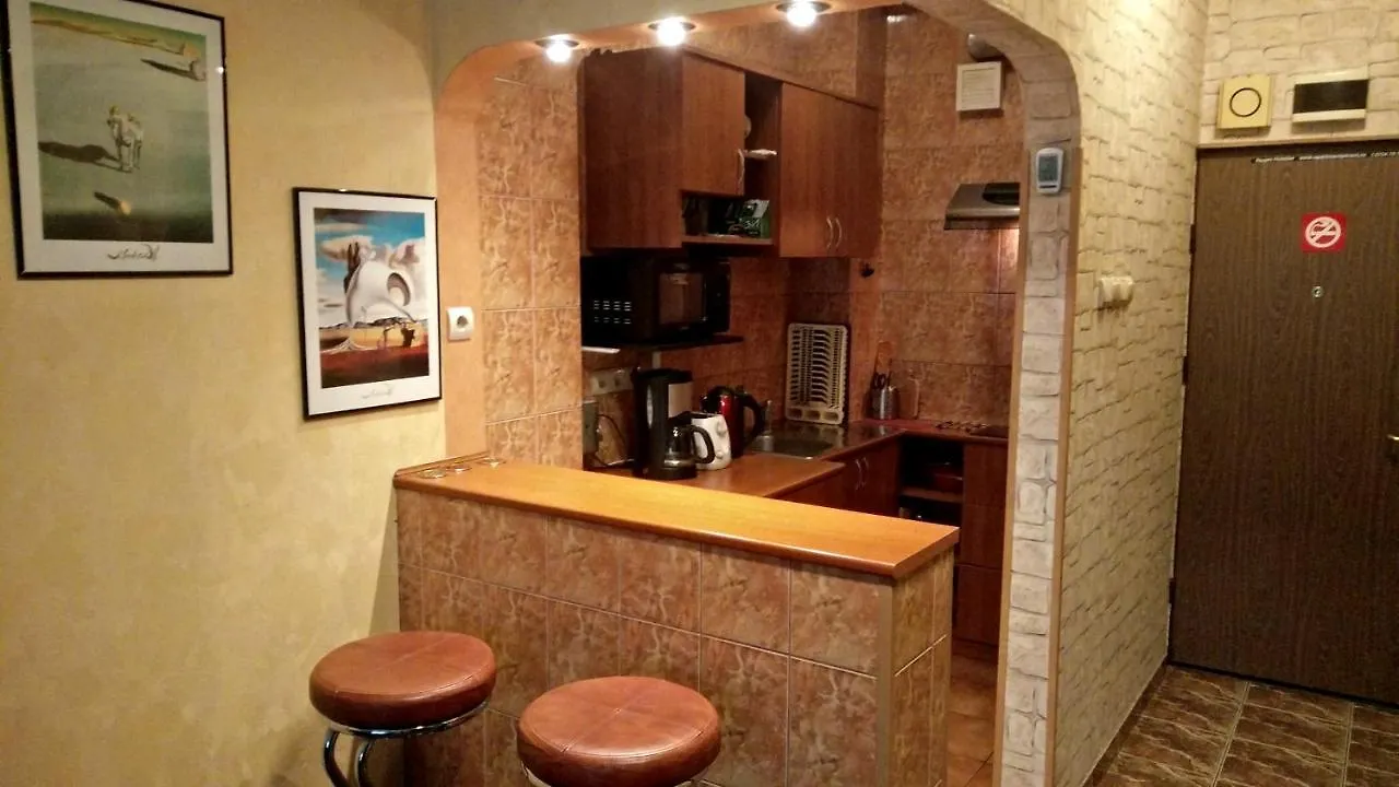 4 Stars Magheru Studio Bukarest