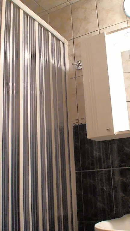 4 Stars Magheru Studio Bukarest Rumänien